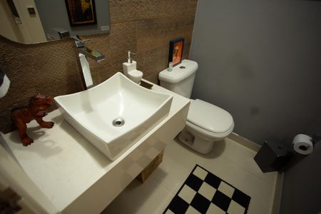 Casa à venda com 150m², 3 quartos e 4 vagas Casa à venda com 150m², 3 quartos e 4 vagasLAVABO