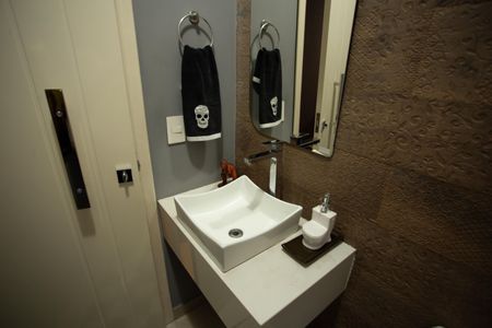 Casa à venda com 150m², 3 quartos e 4 vagas Casa à venda com 150m², 3 quartos e 4 vagasLAVABO