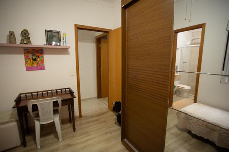 Casa à venda com 150m², 3 quartos e 4 vagas Casa à venda com 150m², 3 quartos e 4 vagasQUARTO 2