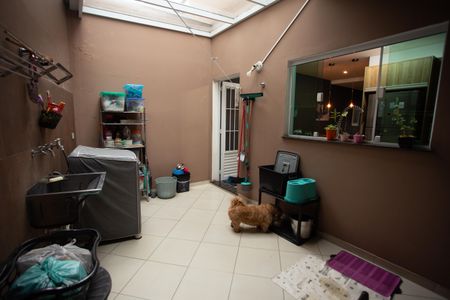 Casa à venda com 150m², 3 quartos e 4 vagas Casa à venda com 150m², 3 quartos e 4 vagasÁREA DE SERVIÇO