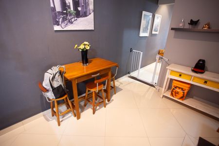 Casa à venda com 150m², 3 quartos e 4 vagas Casa à venda com 150m², 3 quartos e 4 vagasÁREA DE SERVIÇO