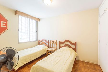 Apartamento para alugar com 128m², 3 quartos e 2 vagasQuarto 2