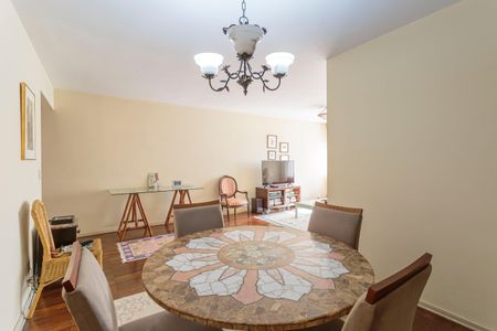 Apartamento para alugar com 128m², 3 quartos e 2 vagasSala