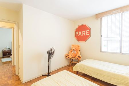 Apartamento para alugar com 128m², 3 quartos e 2 vagasQuarto 2