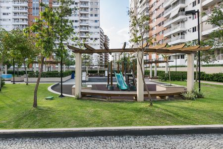 Apartamento à venda com 76m², 3 quartos e 1 vagaÁrea Comum - Playground