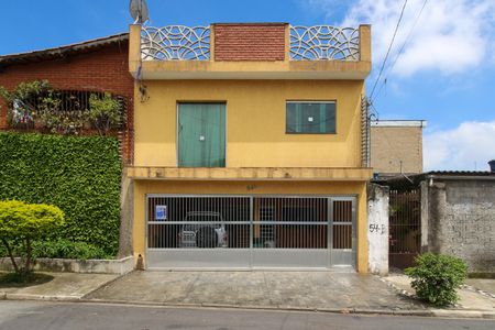 Casa para alugar com 175m², 3 quartos e 2 vagas Casa para alugar com 175m², 3 quartos e 2 vagasFachada