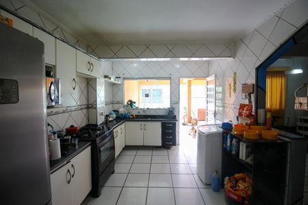 Casa para alugar com 175m², 3 quartos e 2 vagas Casa para alugar com 175m², 3 quartos e 2 vagasCozinha