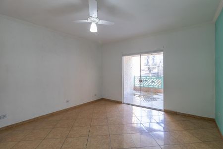 Casa à venda com 200m², 3 quartos e 1 vagaSuíte