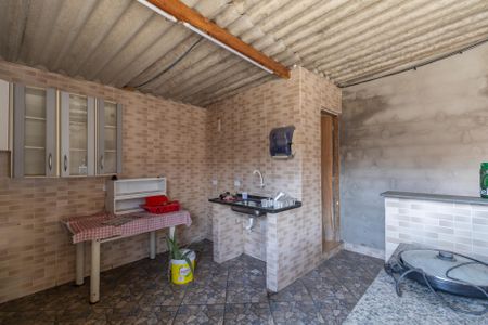 Casa à venda com 200m², 3 quartos e 1 vagaChurrasqueira e Terraço