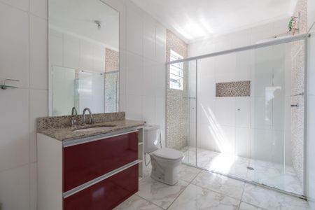 Casa à venda com 200m², 3 quartos e 1 vagaBanheiro da Suíte