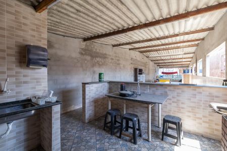 Casa à venda com 200m², 3 quartos e 1 vagaChurrasqueira e Terraço