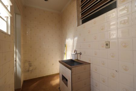Apartamento para alugar com 106m², 3 quartos e 1 vagaÁrea de Serviço