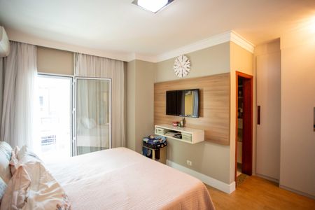 Casa à venda com 237m², 4 quartos e 5 vagasQuarto Suite 1