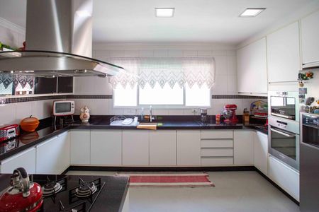 Casa à venda com 237m², 4 quartos e 5 vagasCozinha