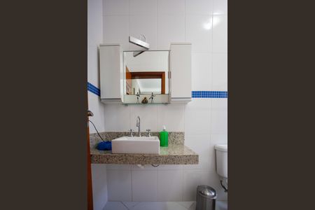 Casa à venda com 237m², 4 quartos e 5 vagasBanheiro da Suíte 2