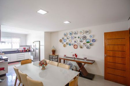 Casa à venda com 237m², 4 quartos e 5 vagasSala de Jantar