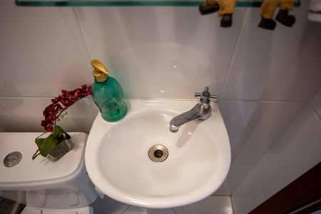 Casa à venda com 237m², 4 quartos e 5 vagasBanheiro de serviço