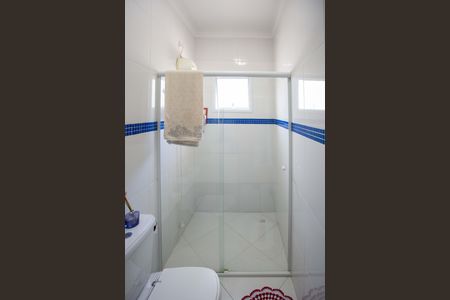 Casa à venda com 237m², 4 quartos e 5 vagasBanheiro da Suíte 2