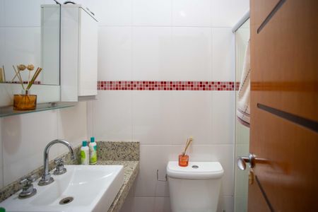 Casa à venda com 237m², 4 quartos e 5 vagasBanheiro da Suíte 3