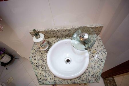 Casa à venda com 237m², 4 quartos e 5 vagasLavabo