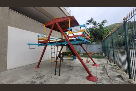 Apartamento para alugar com 90m², 2 quartos e 1 vagaÁrea comum Parquinho