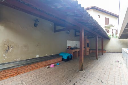 Casa à venda com 300m², 3 quartos e 6 vagas Casa à venda com 300m², 3 quartos e 6 vagasÁrea Gourmet