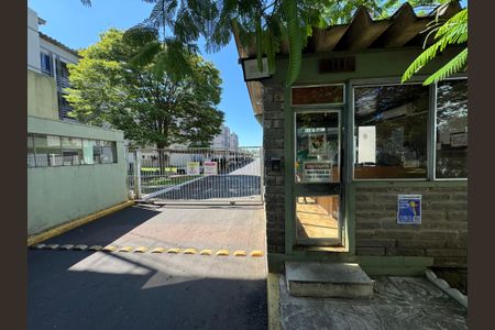 Apartamento para alugar com 42m², 2 quartos e sem vagaplaquinha fachada