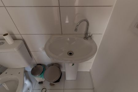 Apartamento para alugar com 48m², 2 quartos e sem vagaBanheiro