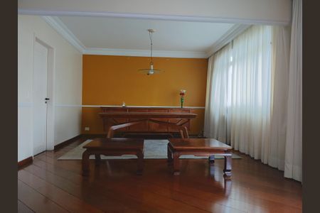 Apartamento à venda com 337m², 4 quartos e 1 vagaSala