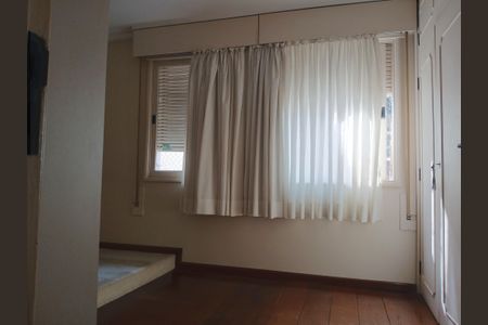 Apartamento à venda com 337m², 4 quartos e 1 vagaQuarto