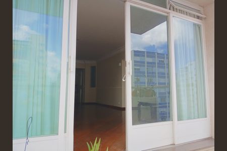 Apartamento à venda com 337m², 4 quartos e 1 vagaVaranda da Sala