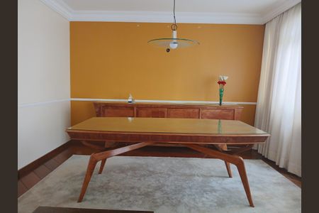 Apartamento à venda com 337m², 4 quartos e 1 vagaSala