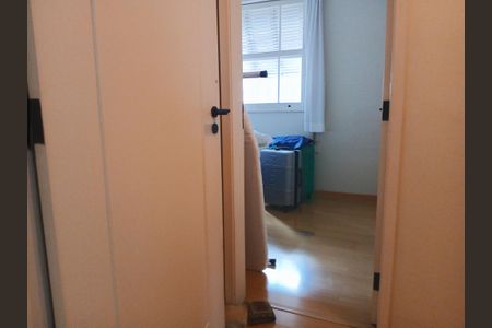 Apartamento à venda com 337m², 4 quartos e 1 vagaCorredor