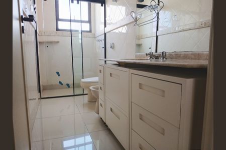 Apartamento à venda com 337m², 4 quartos e 1 vagaBanheiro