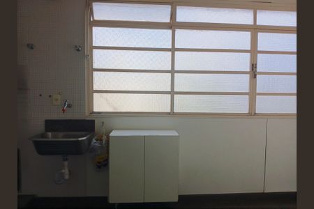 Apartamento à venda com 337m², 4 quartos e 1 vagaÁrea de Serviço