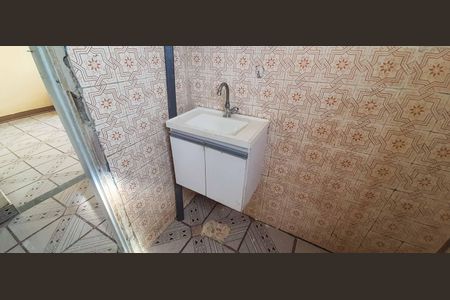 Casa para alugar com 80m², 2 quartos e 2 vagasBanheiro