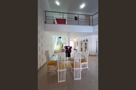 Casa à venda com 418m², 5 quartos e 2 vagasSala 1