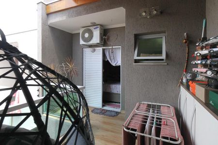 Casa à venda com 180m², 3 quartos e 2 vagasVaranda