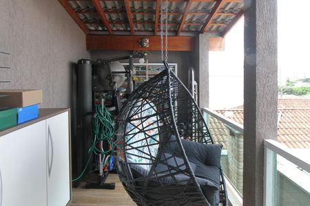 Casa à venda com 180m², 3 quartos e 2 vagasVaranda