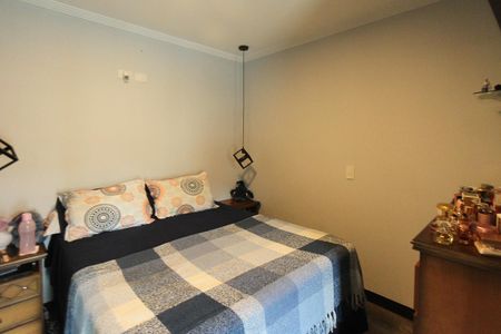 Casa à venda com 180m², 3 quartos e 2 vagasQuarto 1