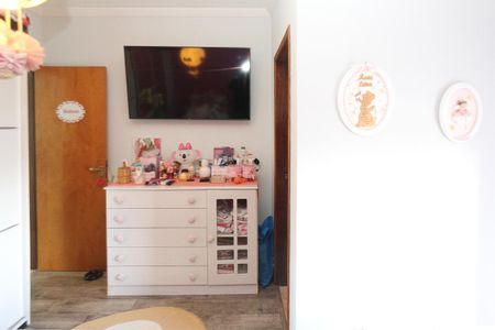 Casa à venda com 180m², 3 quartos e 2 vagasQuarto 3