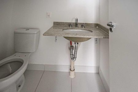 Apartamento para alugar com 121m², 3 quartos e 2 vagasBanheiro da Suite