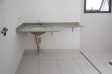 Apartamento para alugar com 121m², 3 quartos e 2 vagasBanheiro da suite 02