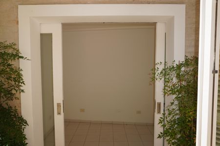 Casa à venda com 203m², 3 quartos e 2 vagasSala dos fundos