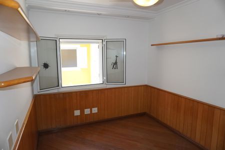 Casa à venda com 203m², 3 quartos e 2 vagasQuarto 1