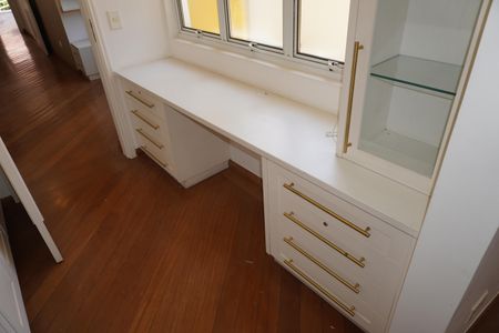 Casa à venda com 203m², 3 quartos e 2 vagasSuíte 2