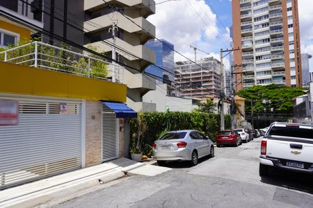 Casa à venda com 203m², 3 quartos e 2 vagasFachada