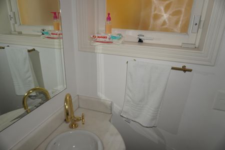 Casa à venda com 203m², 3 quartos e 2 vagasLavabo