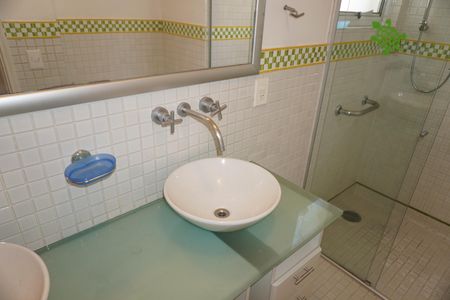 Casa à venda com 203m², 3 quartos e 2 vagasBanheiro da Suíte 2