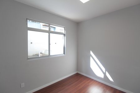 Apartamento à venda com 241m², 3 quartos e 2 vagasQuarto 1